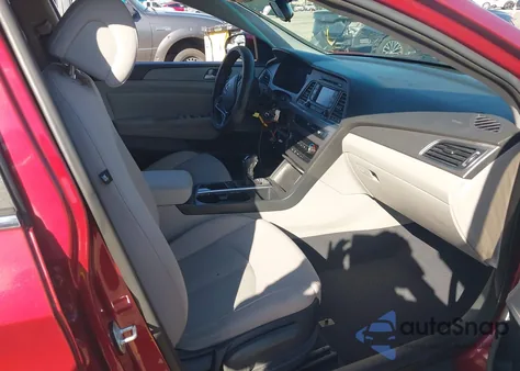 2015 Hyundai Sonata Se z USA, uszkodzony, nr VIN 5NPE24AF7FH166375